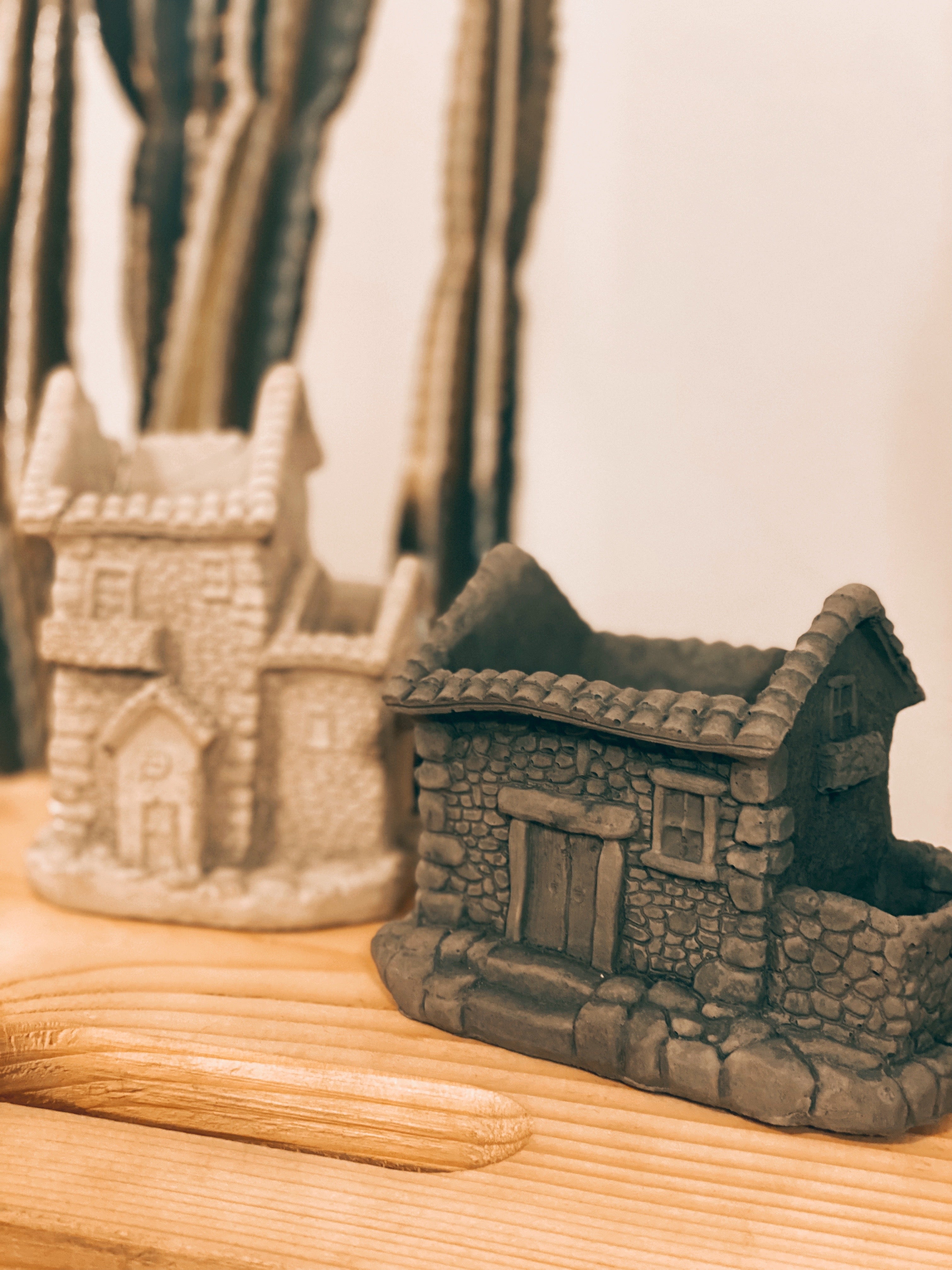 Cottages Planters