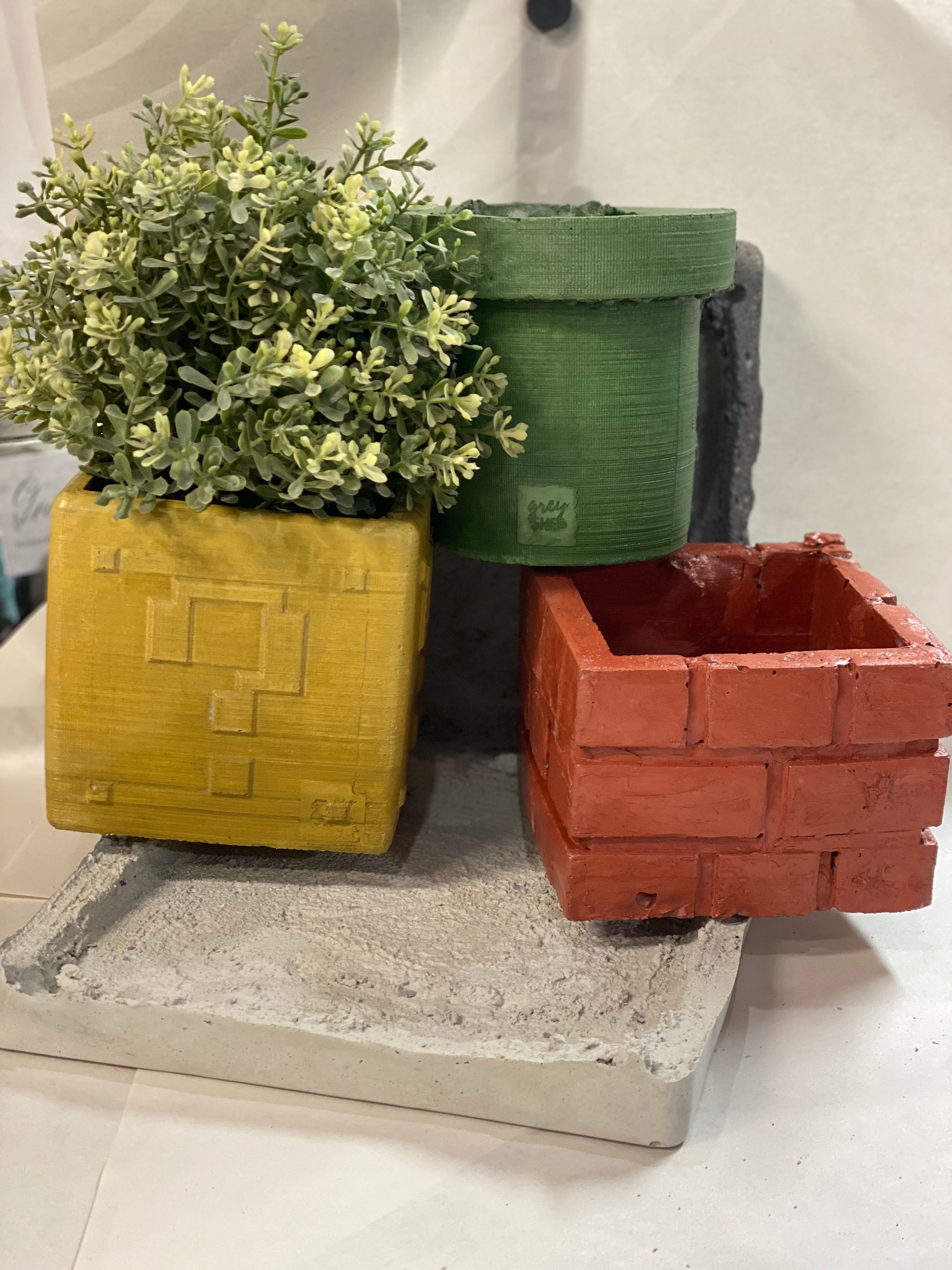 Little plumber planters