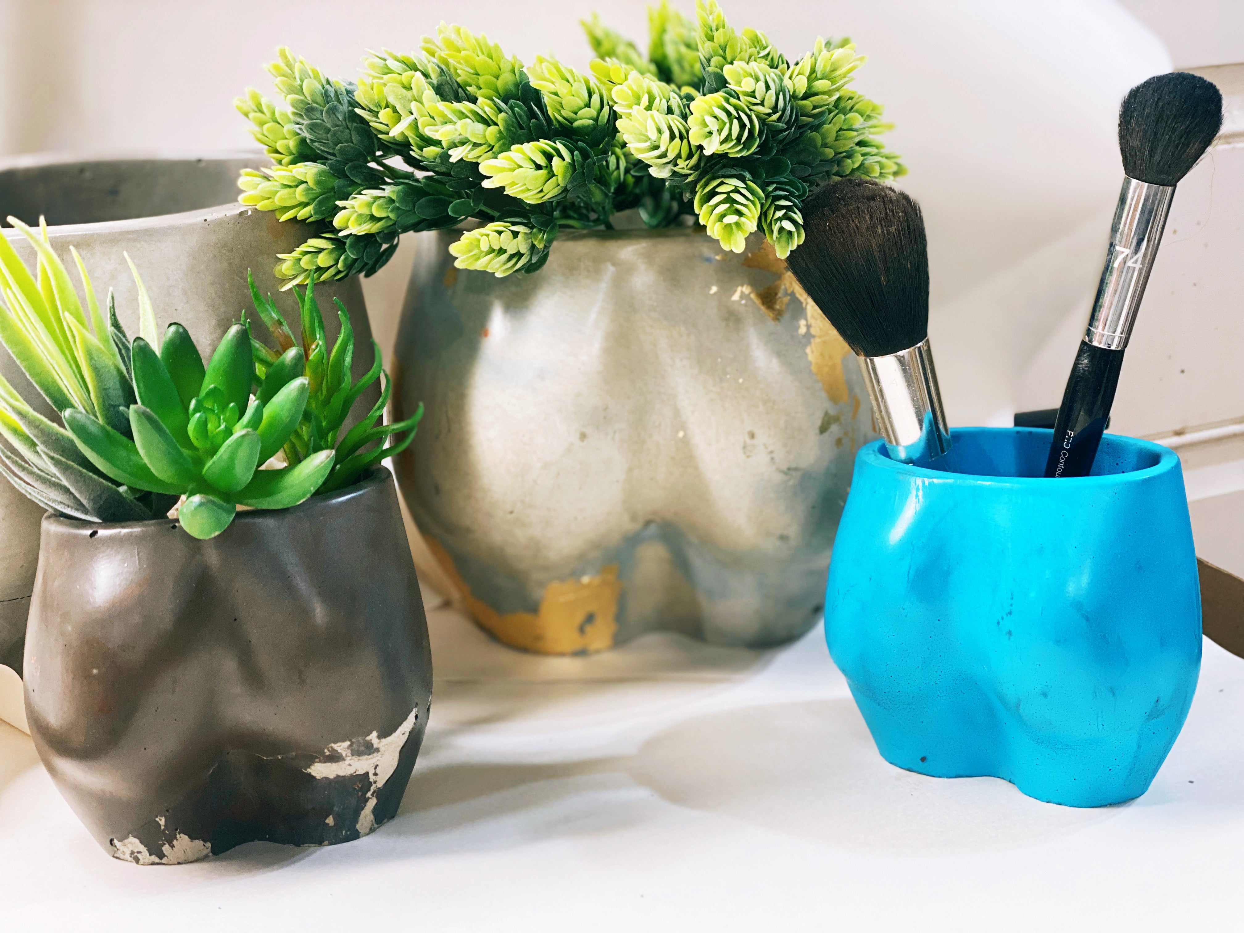 Little Booty Planter