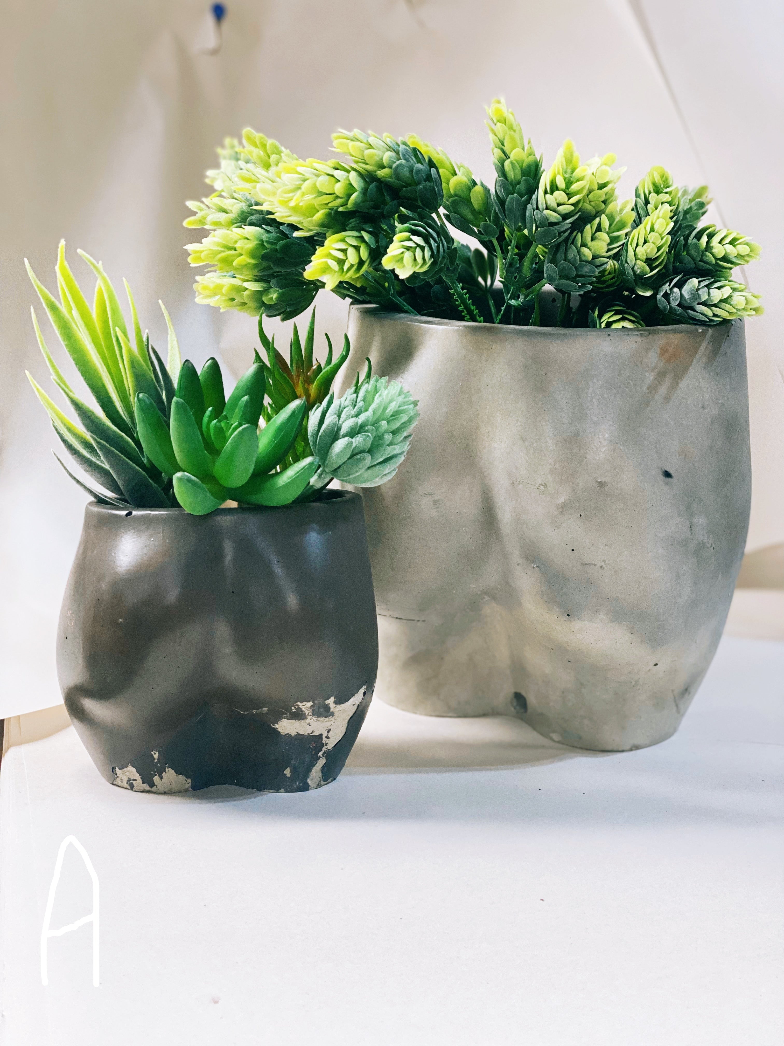 Little Booty Planter